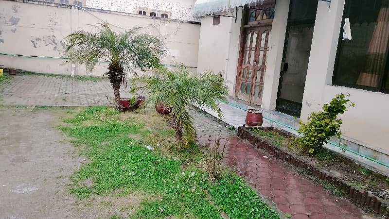 House Available For Sale In Habibullah Colony 1