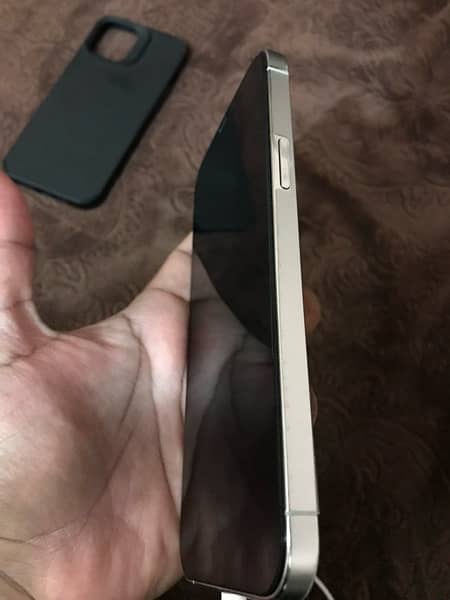 iphone 12promax 128gb (Non Pta) 5