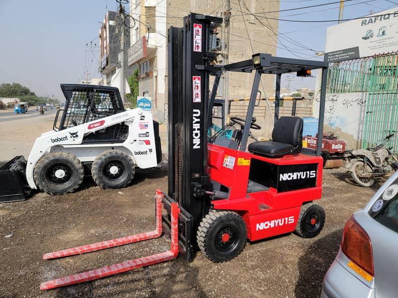 NICHIYU 1.5 Ton Japanese Battery Operated Electric Forklift Lifter 1