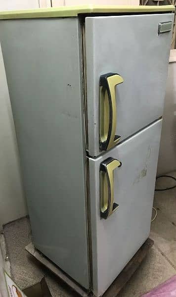 Philips/whirlpool small size Refrigerator for sale condition 10/9 1