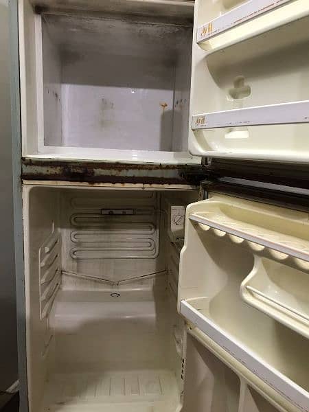 Philips/whirlpool small size Refrigerator for sale condition 10/9 3