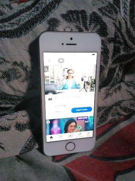 I phone 5 16 gb Bhat achi quality hai 2