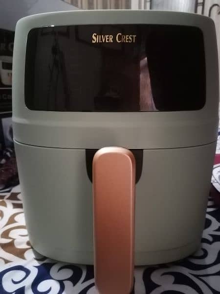 I am selling Air fryers ( Silver Crest) 0