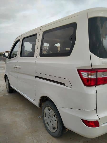 Rent HiAce | Coaster | Hino Bus | Picnic | Party | Trip | Door to Door 15