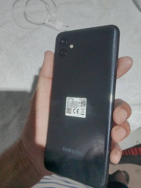 Samsung A04 (3GB 32gb) 5