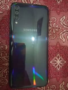 mobile model Samsung Galaxy A70