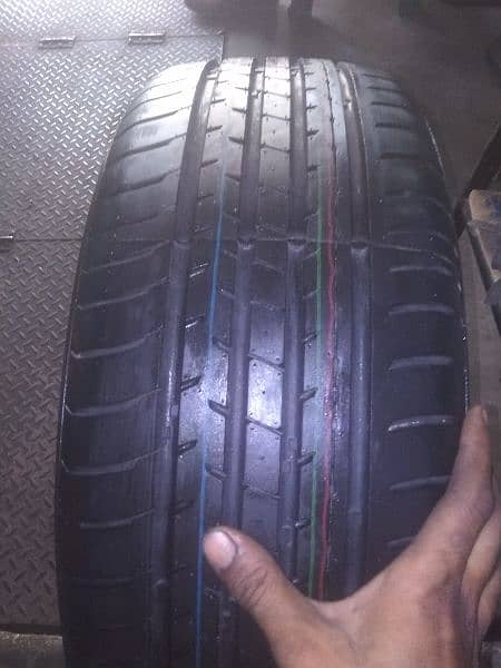 tyre size 225/55/18 new tyre made chaine 1