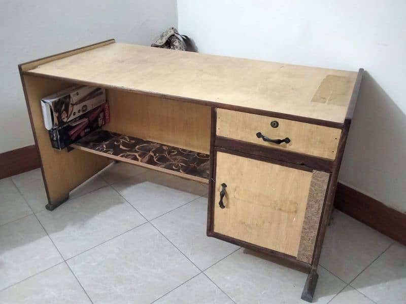 office table, good condition, hard durable wood. 4