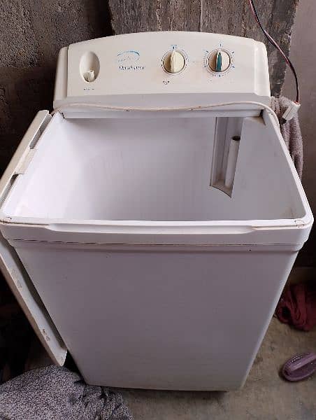 Dawlance washing machine 0