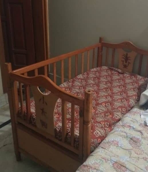 Kids bed for sale 3