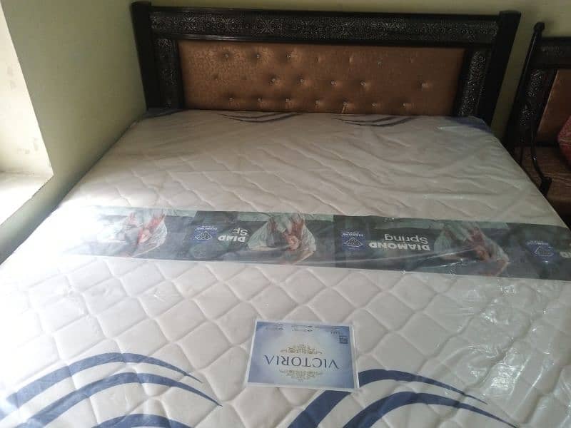 Diamond Supreme King size Spring Mattress 4  urgent Sale 2