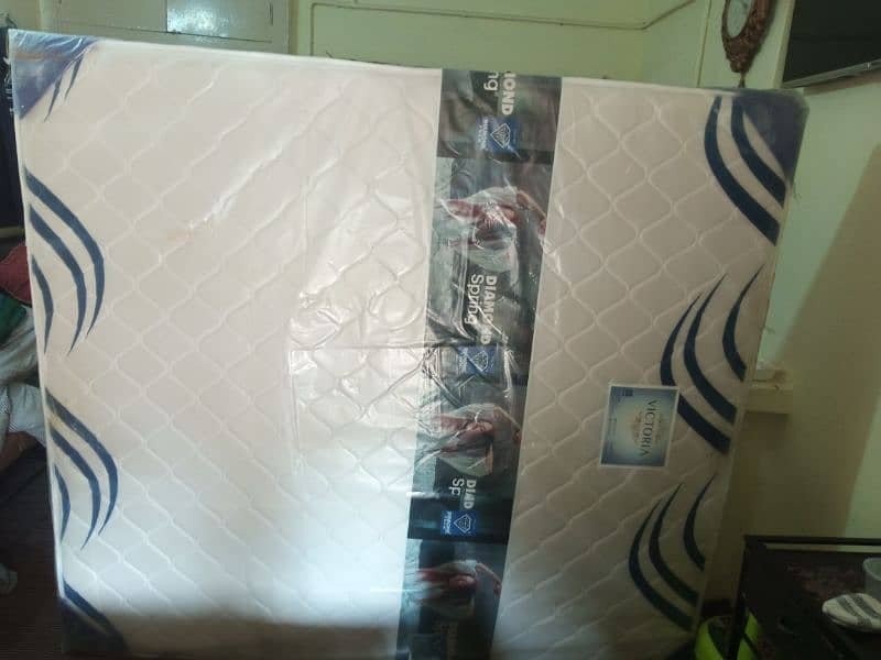 Diamond Supreme King size Spring Mattress 4  urgent Sale 9