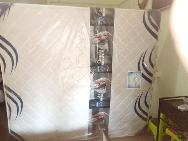 Diamond Supreme King size Spring Mattress 4  urgent Sale 11