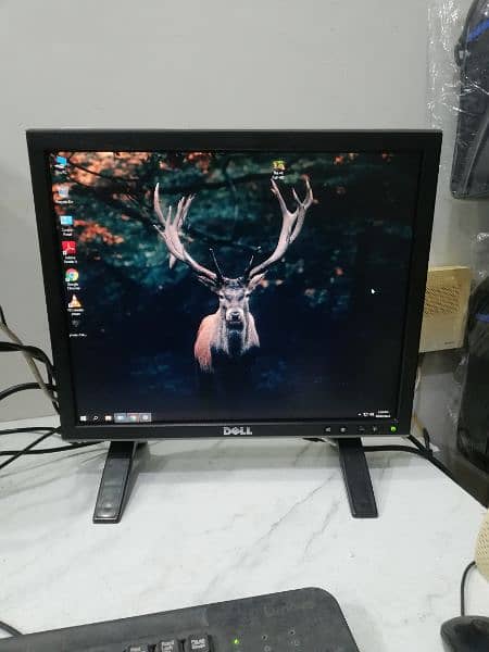 Dell 17 & 20 inches LCD Monitor (A+ UAE Import Stock) 1