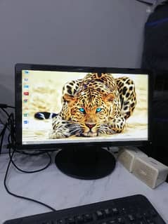 Dell 17 & 20 inches LCD Monitor (A+ UAE Import Stock)