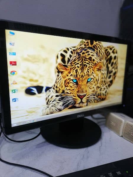 Dell 17 & 20 inches LCD Monitor (A+ UAE Import Stock) 8