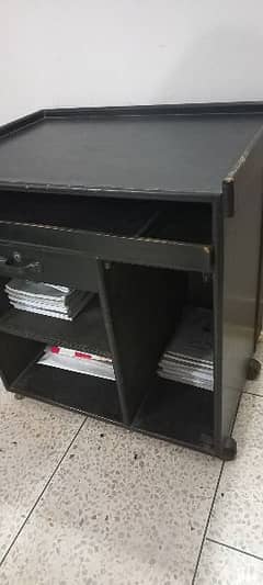 used black computer/study table