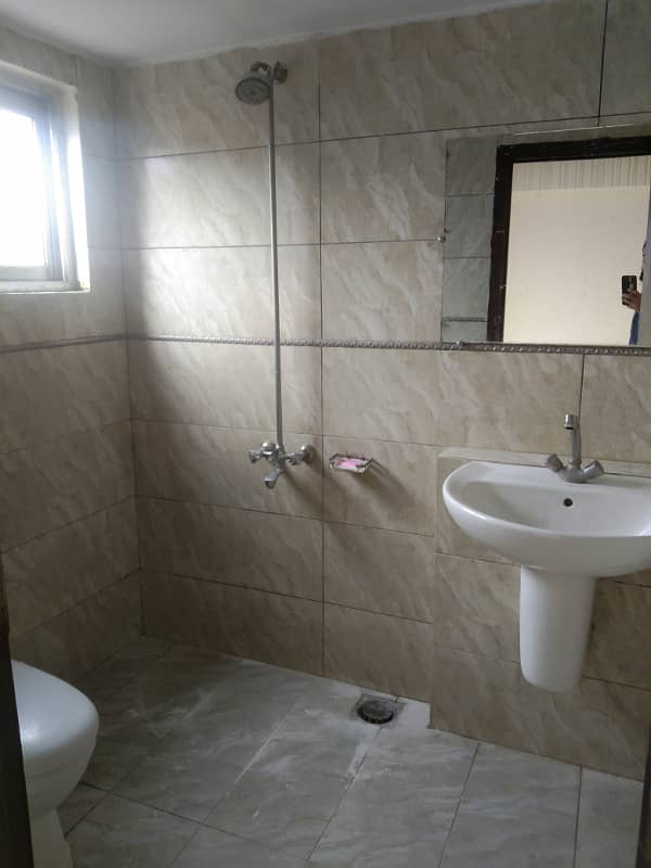 Rumman heights 2 bedroom non furnished flat in Safari villas1 BAhria Town 5
