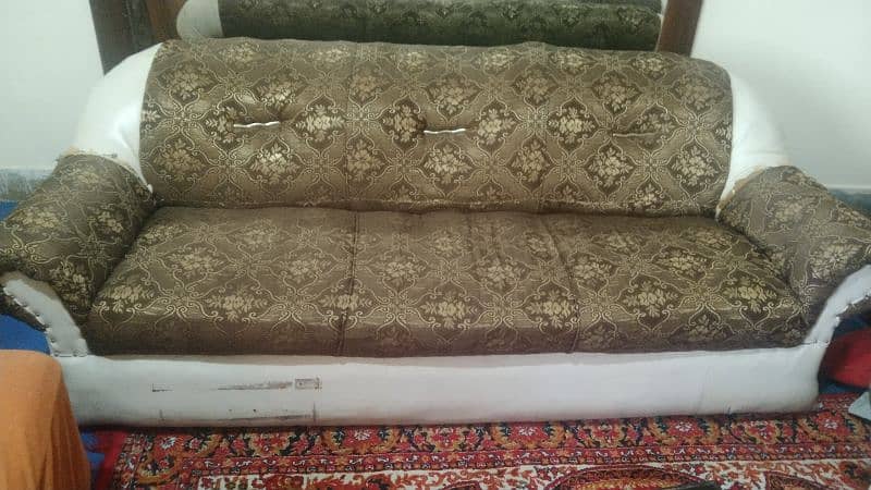 2 sets of 5 Seater Sofas 7