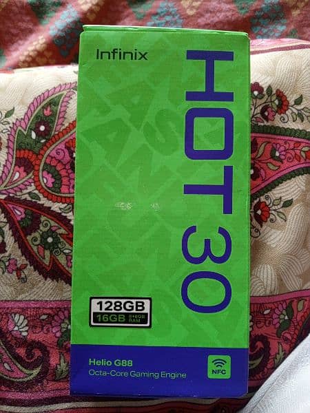 Infinix Hot 30 16/128 with 33W Charger 8
