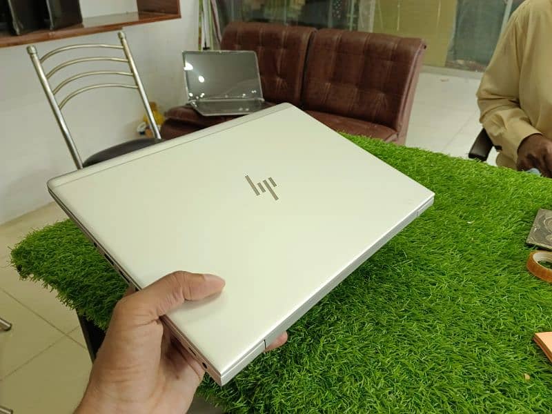 Hp Elitebook  840 G6 . . Core i5 8th Gen laptop. 0