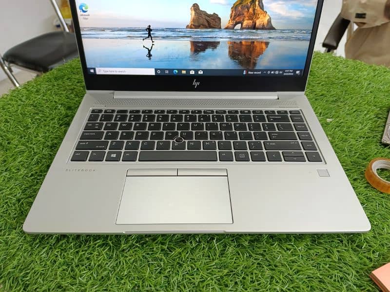 Hp Elitebook  840 G6 . . Core i5 8th Gen laptop. 4