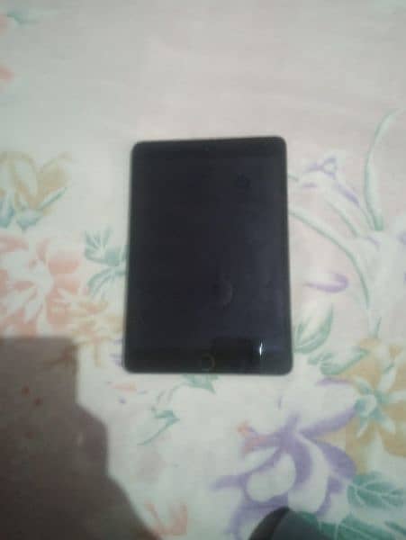 Apple I pad mini 2 GB 16 Ram 8