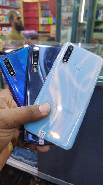 Vivo,oppo,matrola, Samsung Mobile available & All Pakistan delivery 10