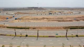 125 yards residential Plot available for sale ready for possession in bahria Town Karachi 0