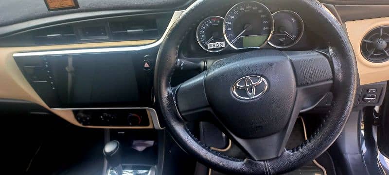 Toyota corolla Gli Automatic 2019 low mileage 7