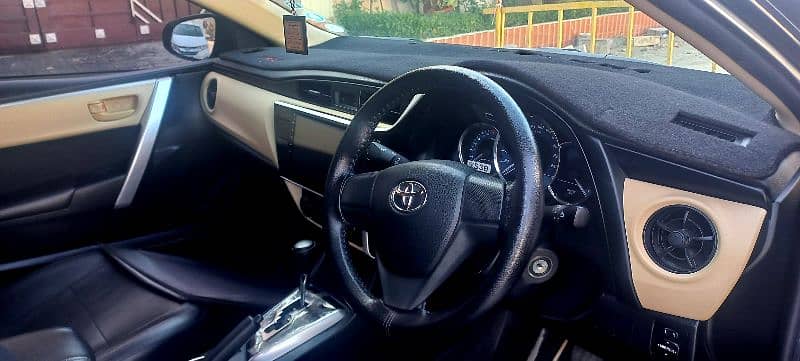 Toyota corolla Gli Automatic 2019 low mileage 9
