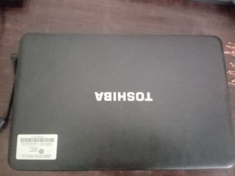 Toshiba Laptop core i3 3 garnation 1