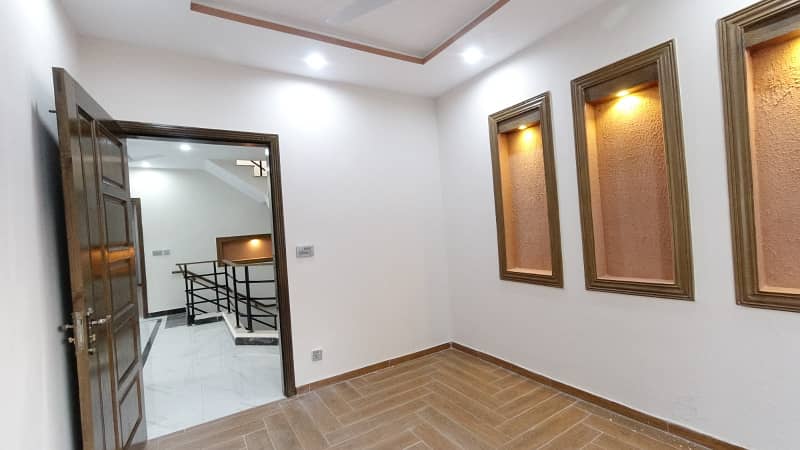 8 Marla House For Sale In G15 Islamabad 2