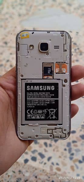 Mobile Samsung J2 4