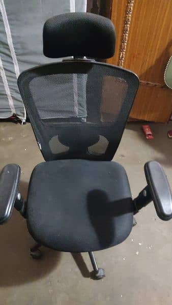 INTERWOOD MANAGER CHAIR WITH HEADREST 5