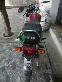 united 70cc only 1800 km driven, price can be negotiated