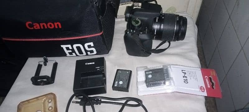 New condition camra 1200d 10/10 1