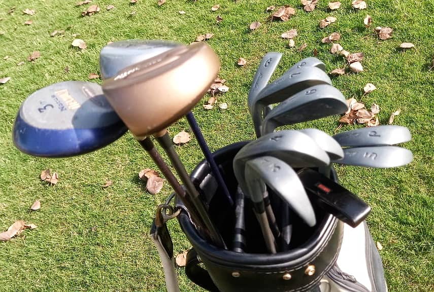 Golf Set. Men's Complete Kit, Woods, Irons,Bag. Putter, Sticks, Clubs 13