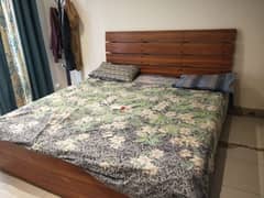 Bed with duraform mattress