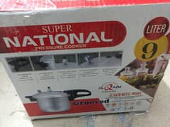 Super National Pressure Cooker 9 litter Box Pack
