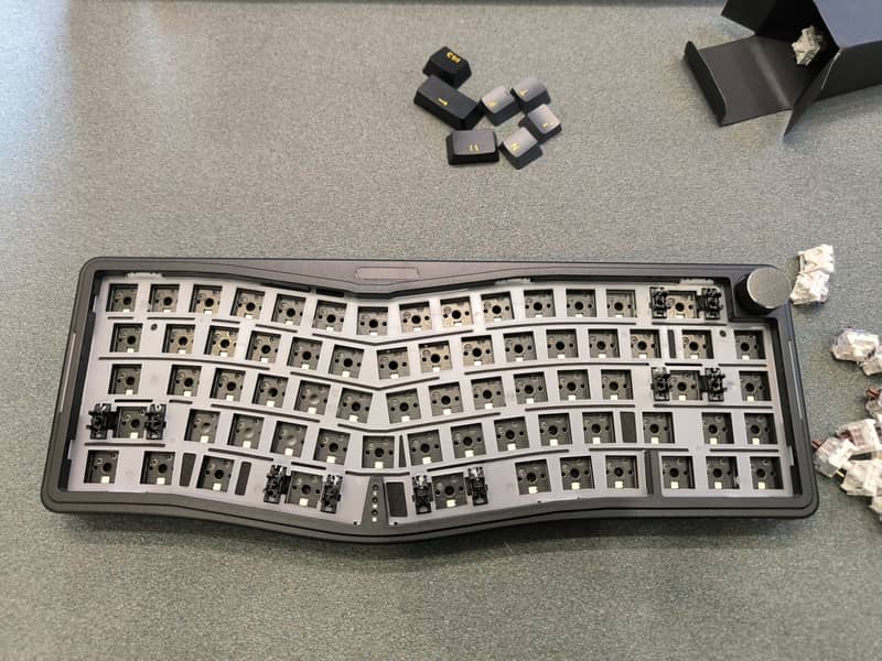 Ajazz Mambasnake AKS068 Mechanical Gaming Keyboard Custom Alice Layout 1