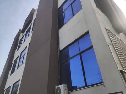 Two commercial office f for rent. 20000 square feet each floor 10000 ft
