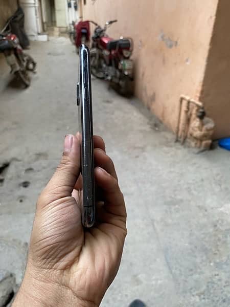 iPhone X non pta LLA model water pack 6