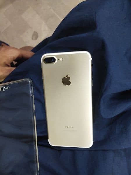 iphone 7 plus (128) approved 2