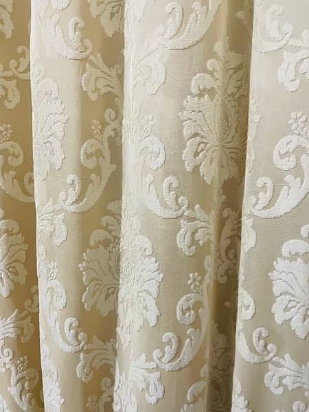 Curtains in best condition 7 double 1