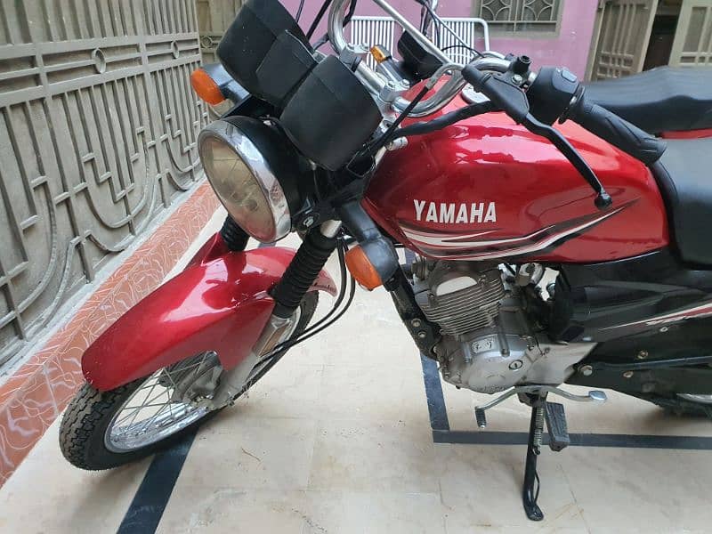 YbZ yamha 2017 model Red colour 3