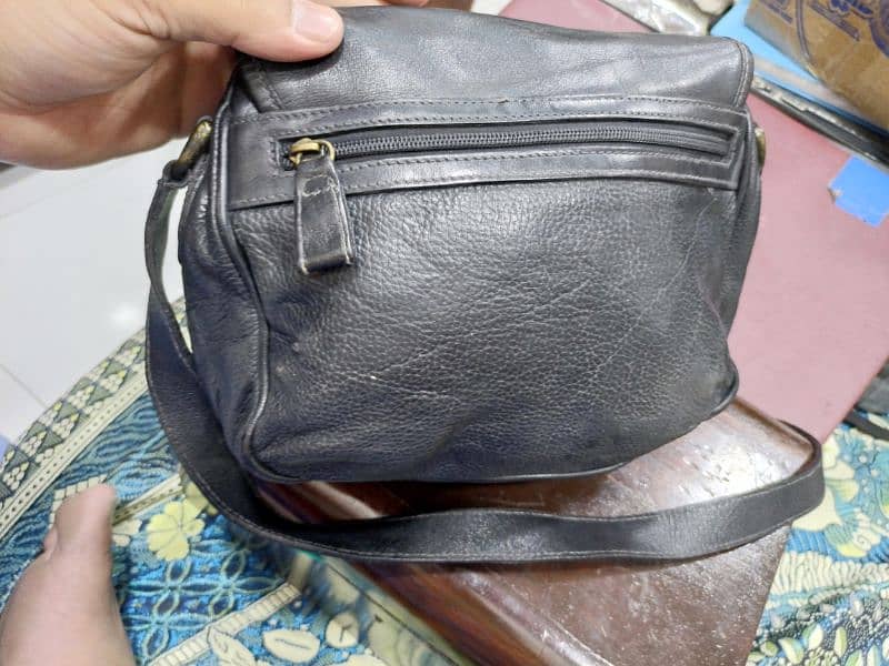 Original Agner Genuine Leather purse in 5000 only 4