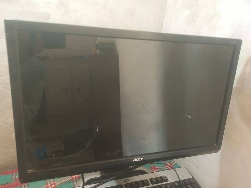 Dell Octacore 8Gb Ram 250Gb hard ,22 inch LCD condition 10/10 1