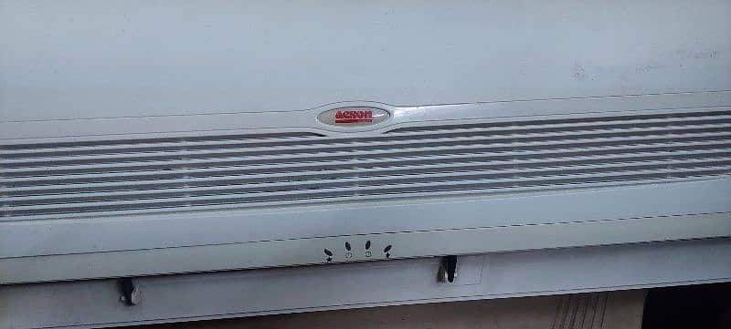 acson heat and cold air condition 1.5 ton 1