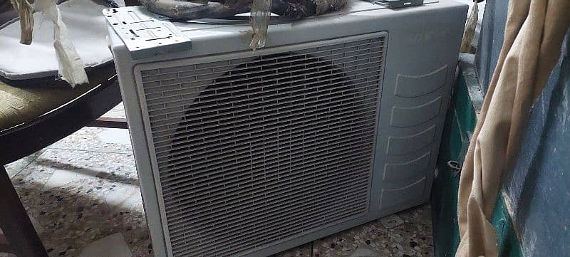 acson heat and cold air condition 1.5 ton 3